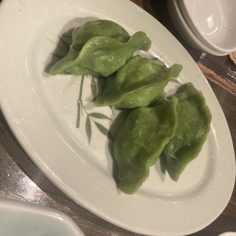 豚ニラ餃子(2個)(雪梅花 （シュエメイホワ）)