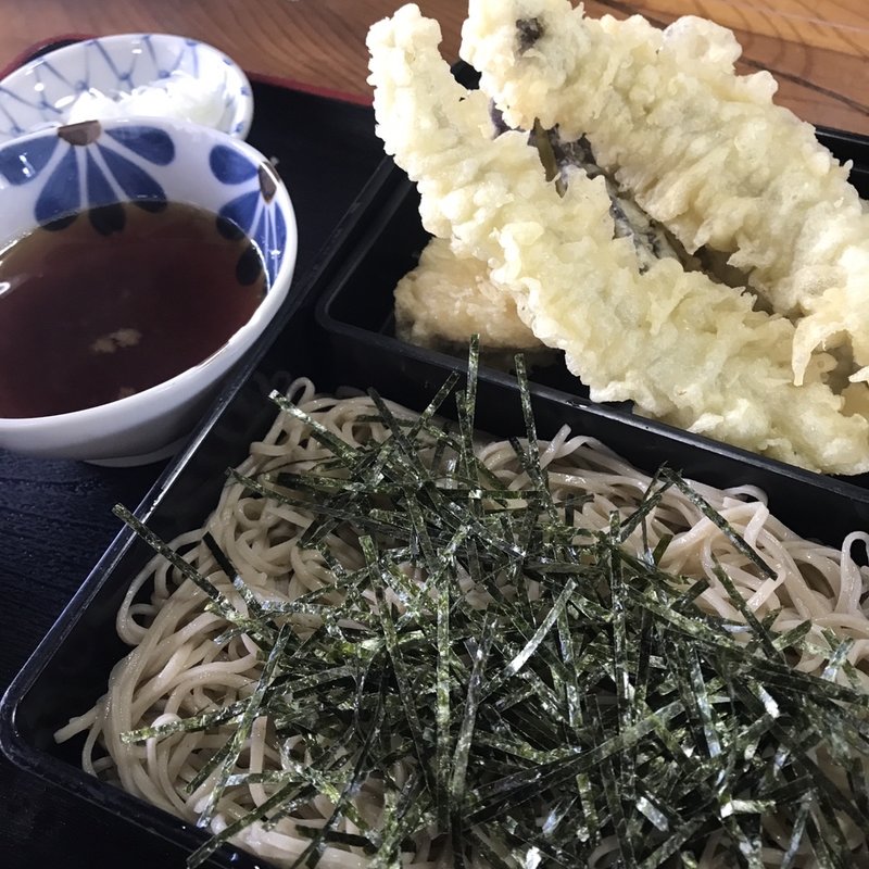 穴子天ざるそば(蕎麦うどん あみ富)