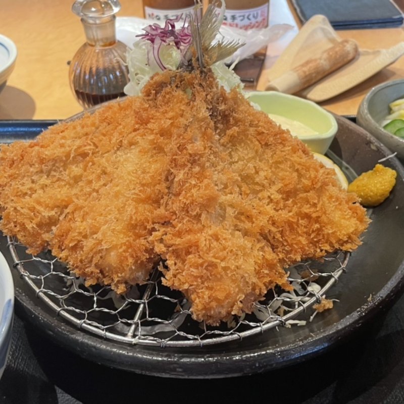 ご馳走アジフライ定食(とんかつとんQ ふじみ野店)