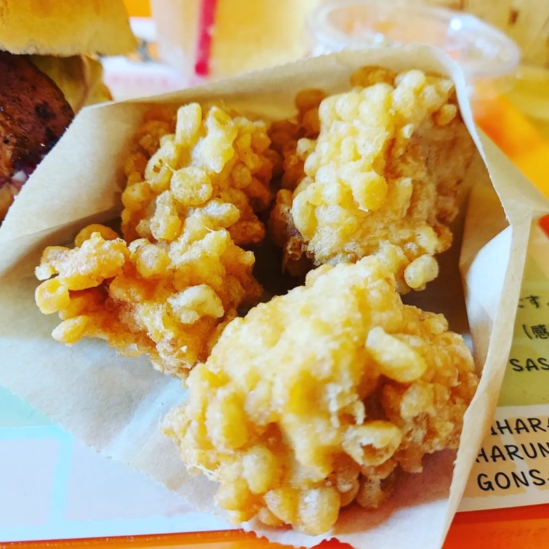 フィンガーオリーブチキン 3本(GON BURGER 大阪日本橋本店)