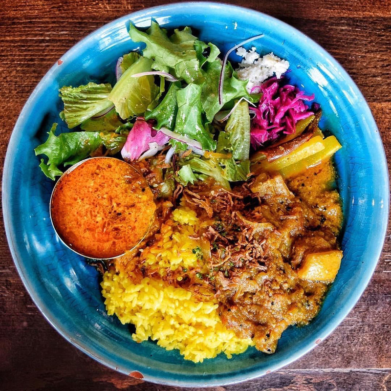 ダブルカレー(ポークビンダルー・エビ)(グッドラックカリー )