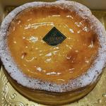 ベイクドチーズケーキ(マダムディレイ )