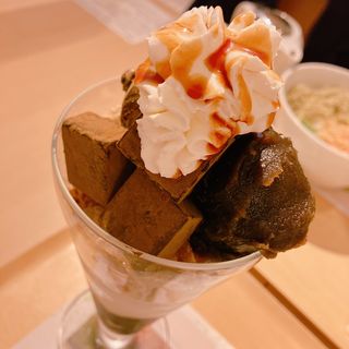 ほうじ茶生チョコレートパフェ(nana's green tea ルミネエスト新宿店)