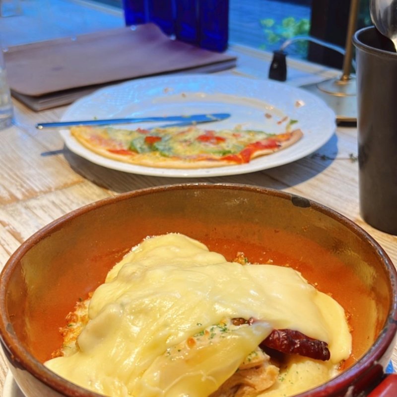 自家製マッシュポテトとチキンオーブン焼(ウサギ)