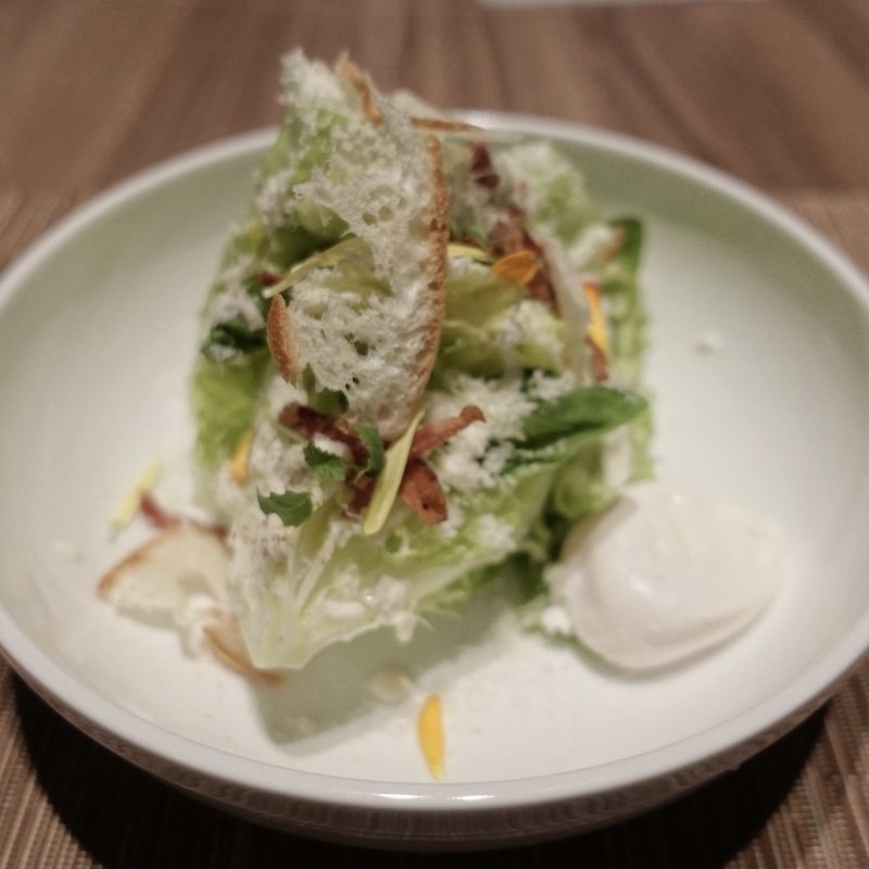 高原レタスのシーザースタイル(à table（ア・ターブル）)