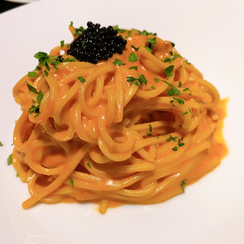 自家製キタッラ ウニ トマトクリーム(FRATELLI PARADISO)