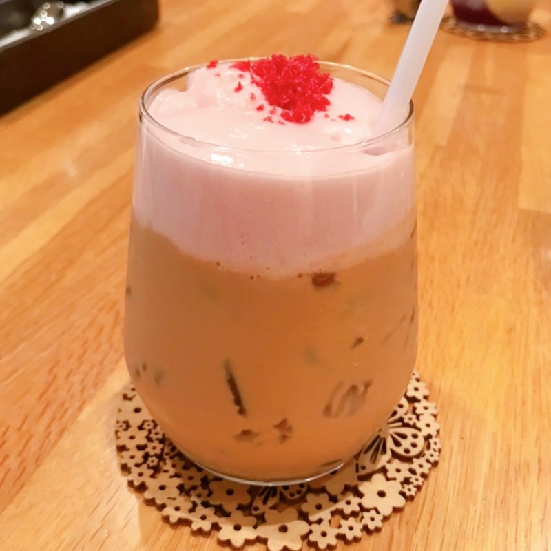 ピーチ・ロイヤルミルクティ(サー・トーマス・リプトン)