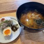 モーニングおにぎりセット(ASAKUSA MISOJYU soup&rice(アサクサミソジュー))