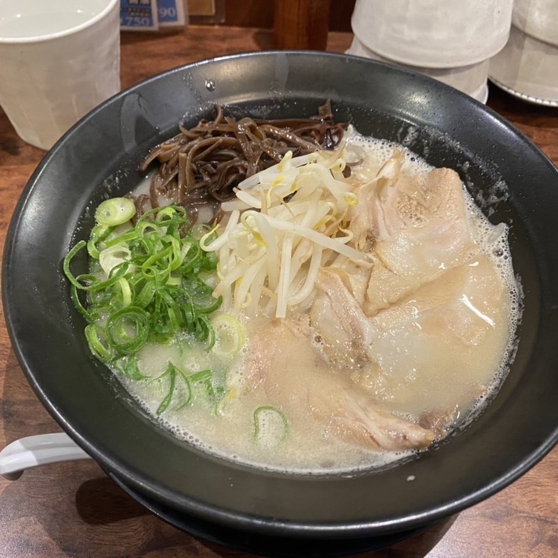 墓屋台豚骨(麺屋 青空 千日前通り店)