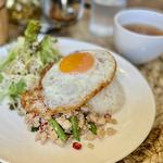ガパオライス(らいおんキッチン)