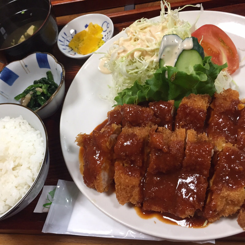 令和チキンカツ定食(居酒屋はやと )