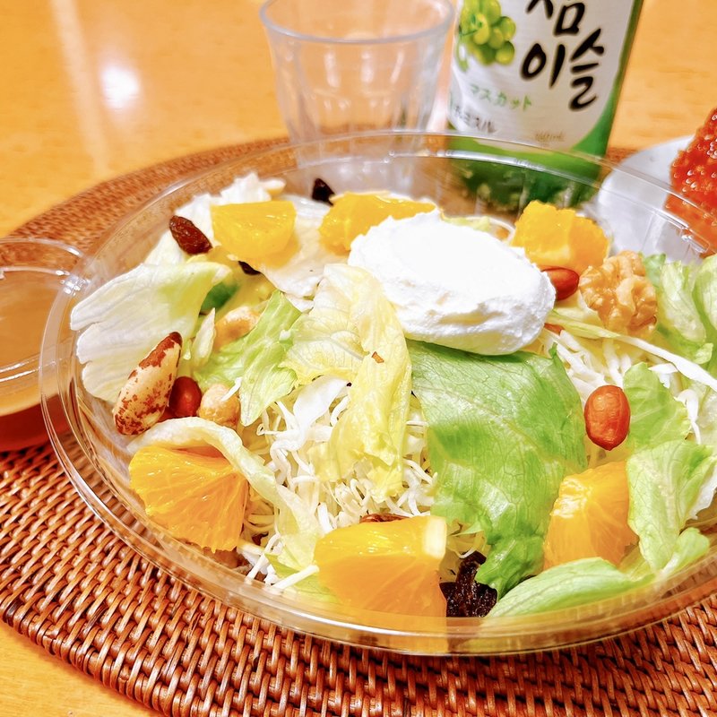 マスカルポーネフルーツサラダ(bb.qオリーブチキンカフェ青物横丁店)