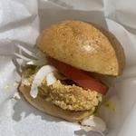 オリーブチキンバーガー(bb.q オリーブチキンカフェ アリオ北砂店)