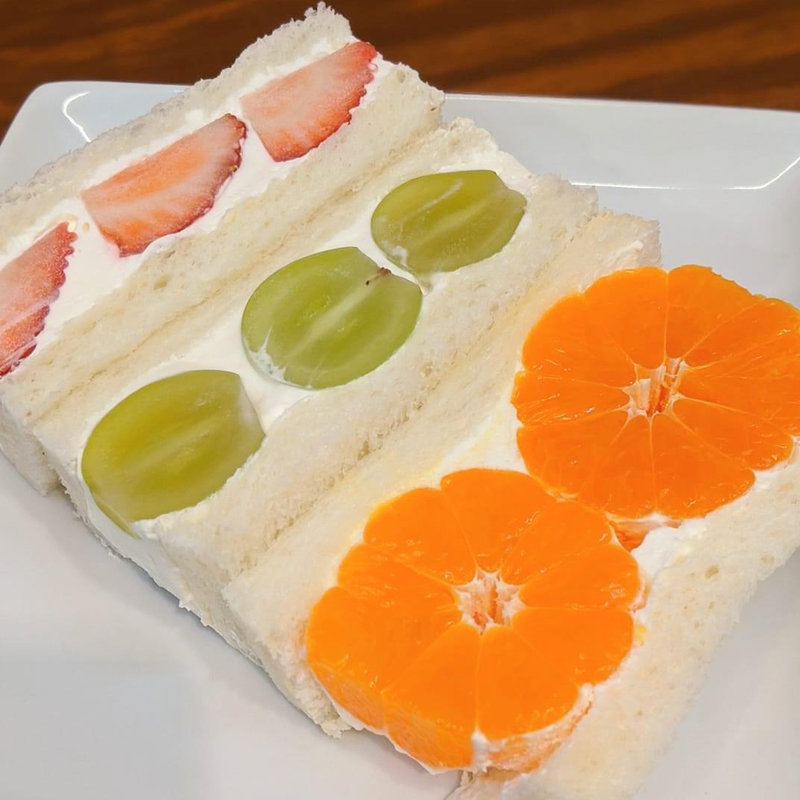 フルーツサンド3種(FRUIT GARDEN 山口果物 エキマルシェ新大阪店)