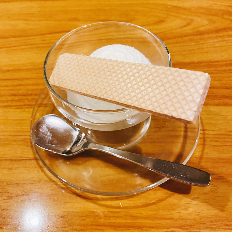 アイスクリーム(ランチョン )