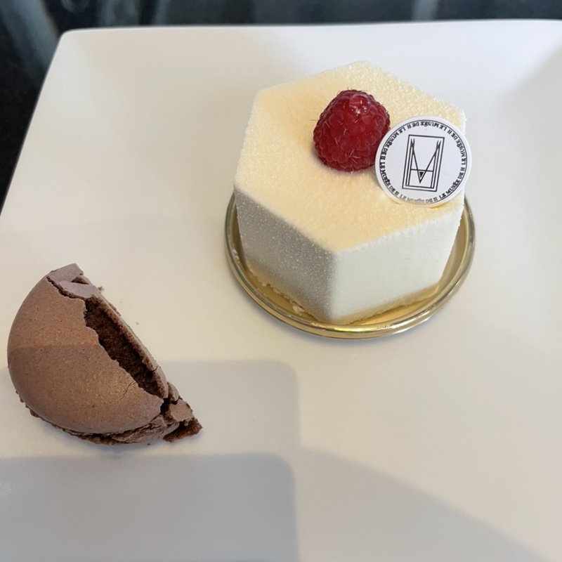 セラヴィ(ル ミュゼ ドゥ アッシュ （LE MUSEE DE H）)