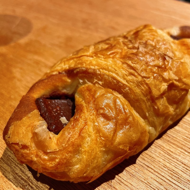 チョコ好きのためのチョコクロワッサン(ファミリーマート ＦＵＮＤＥＳ神保町店)