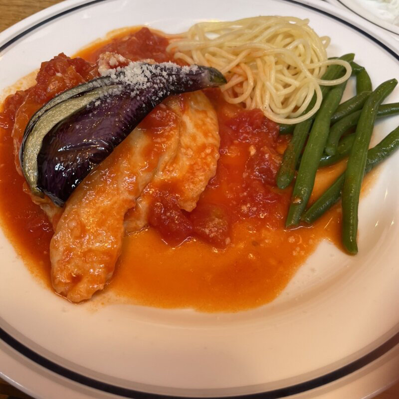 チキンと茄子のトマト煮込み(パサージュ 田町店)