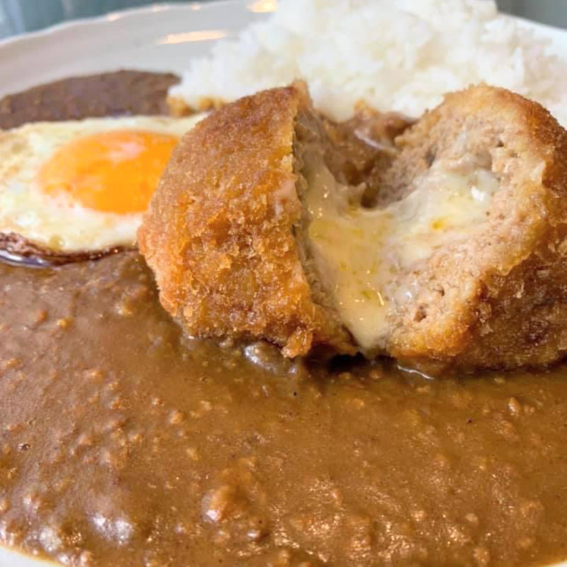 限定メンチカツカレー(ルー・ド・メール （Loup de mer）)