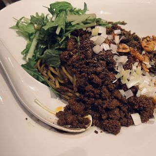 汁なし担担麺 黒胡麻(汁なし担担麺 ピリリ)