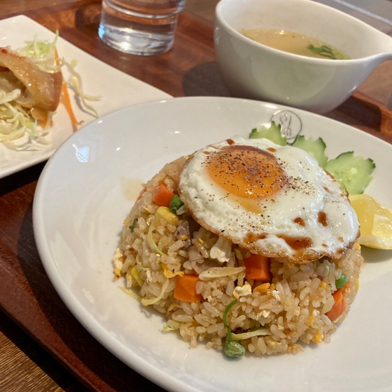 カオパッド(タイキッチン空堀 本店)