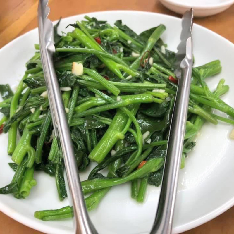 空芯菜炒め(金春本館 （コンパル）)