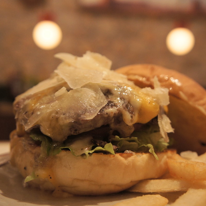 ホホカムハニーチーズバーガー(Hohokam DINER ホホカムダイナー)