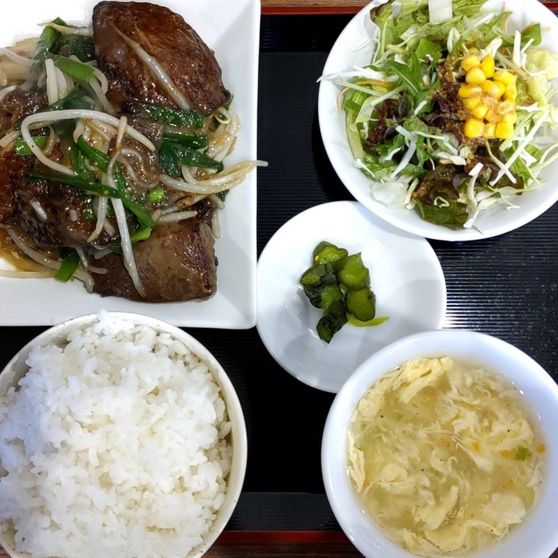 こしじポークの厚切りレバニラ定食（塩味）

(中華ダイニング 多礼)