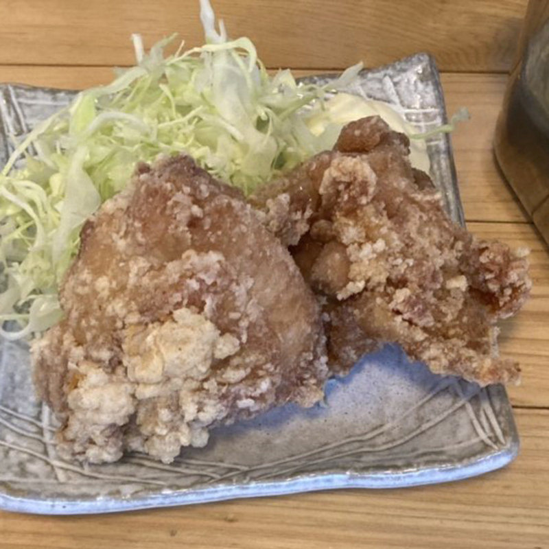 唐揚げ　2個(大衆酒場　ビートル　仙台)