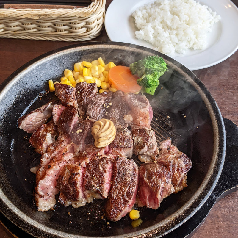 ランチ ワイルドステーキ 300g(いきなりステーキ マリノアシティ福岡店)