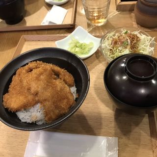 カツ丼セット(新潟カツ丼 タレカツ 神保町本店 )