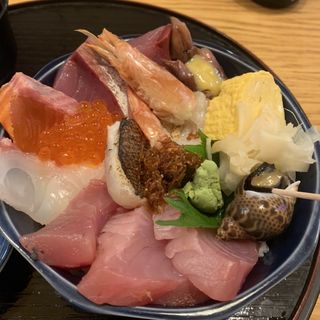 市場丼　松(さかな食堂 moken)