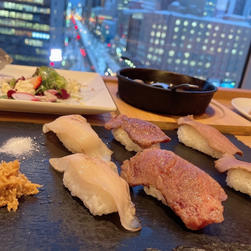 肉寿司(inZONE TABLE （インゾーネ　テーブル）)