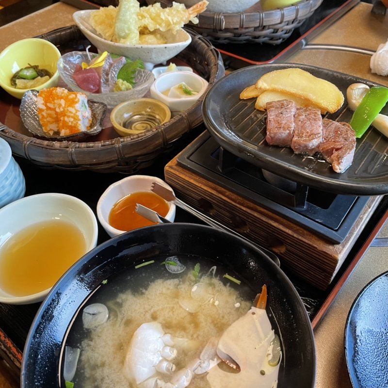 花かごステーキ御膳(せんざん 港南台本店)