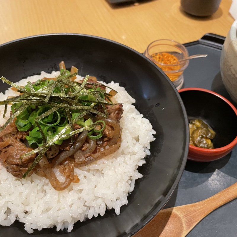 ぼっかけ丼セット(臼臼 新神戸)