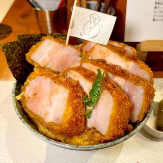 上5㌢焼きかつ丼(国産豚肉約350g)ピクルス付(かつ丼 ちよ松 道頓堀本店)