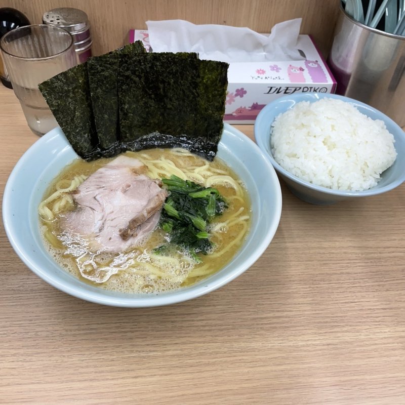 ラーメン　並(横浜らーめん 武蔵家 日吉店)
