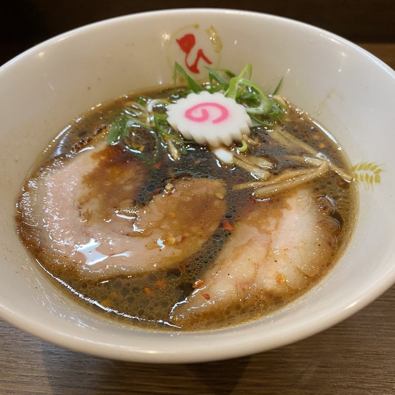 スタミナたまり醤油らーめん(小麦と大豆 自家製麺 麺や ひなた)
