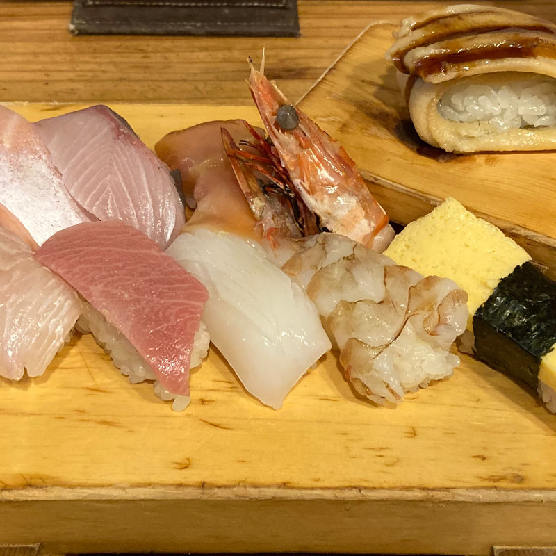 特上にぎりセット(魚路 （トトロ）)