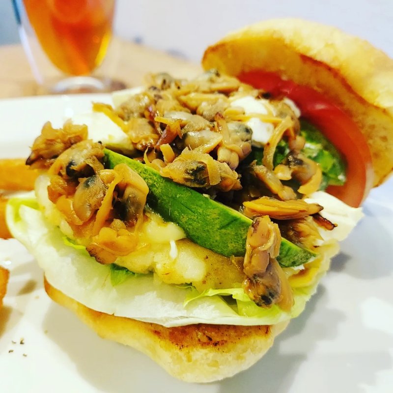 あさりちゃんバーガー(アオラニカフェ)