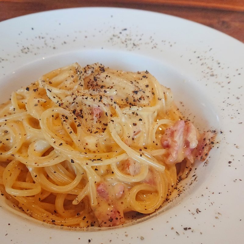 カルボナーラ(イタリア食堂 チャオ ゴーラ バン)