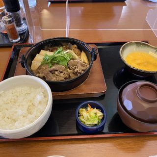 牛すき焼き御膳(星の宮カントリー倶楽部レストラン )