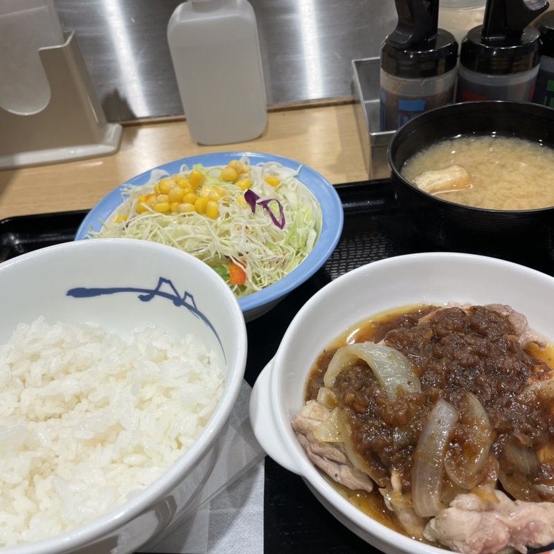 シャピリアンソースのチキンソテー定食(松屋 神戸元町店 )