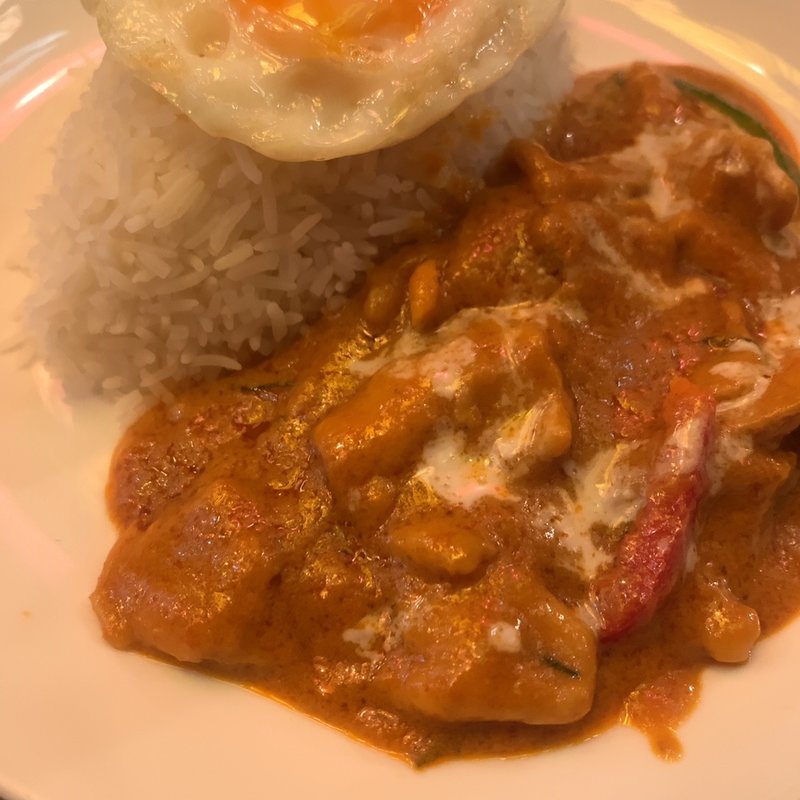 レットカレー(SOI 7 （ソイナナ）)