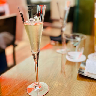 MARTINI BRUT(TWO ROOMS Grill ｜Bar （TWO ROOMS グリル | バー）)