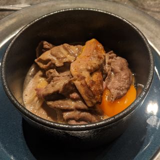 牛肉すき焼き、フォアグラ、春キャベツ(ete)