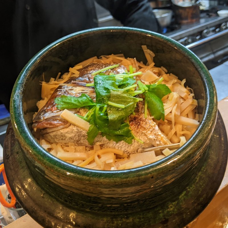 鯛と筍ご飯(割烹　船生 )