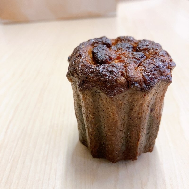 カヌレ(ブーランジェリー・ラパン 御薗宇店)