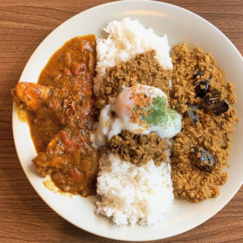 3種あいがけカレー(スギマルカレー)