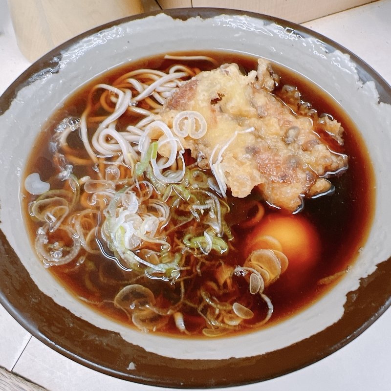 ちくわ天玉そば(岩本町スタンドそば 秋葉原店 （いわもとちょうすたんどそば）)